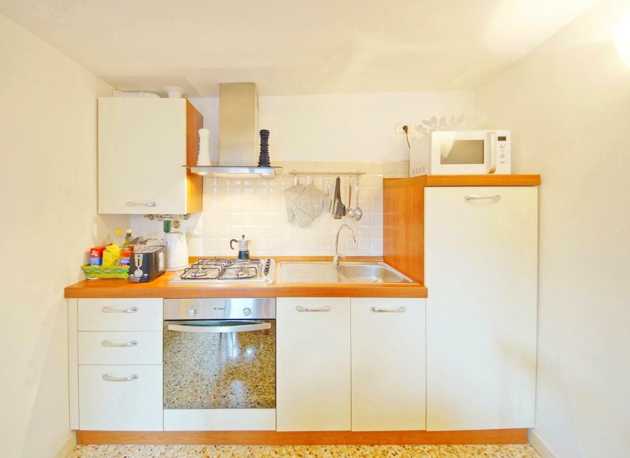 Sant'Aponal Apartment Rialto Veneza Exterior foto